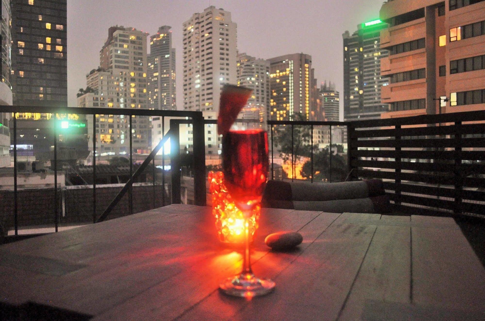Seven Hotel กรุงเทพมหานคร ภายนอก รูปภาพ